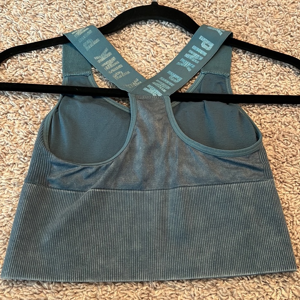 NWOT Pink sports bra teal / ocean blue